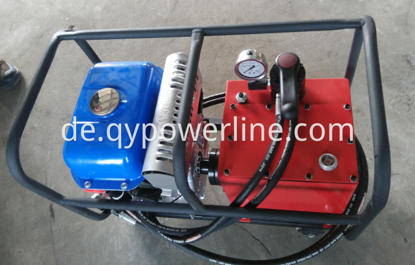 hydraulic pump station